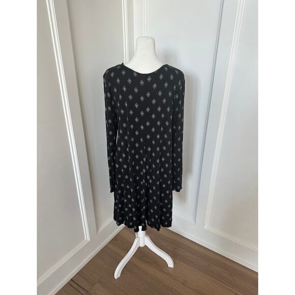 Old Navy Womens Black and White Paisley Long Sleeve Knit Swing Dress Size Large - Picture 3 of 8